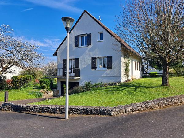 Maison 8 pièces à vendre Châtellerault - 86100 / Réf: 11935