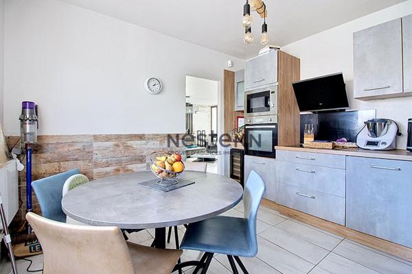 Magnifique maison T6 de plain-pied avec piscine situé Vitrolles proche rocher