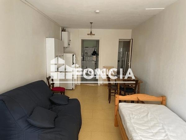 Location Studio 27 m² - 24 COURS VAXIS Cahors 46000
