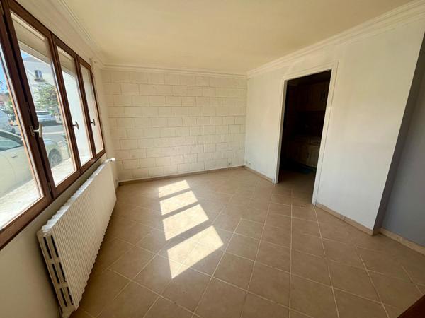 NANTEUIL LES MEAUX Maison de ville 3 chambres