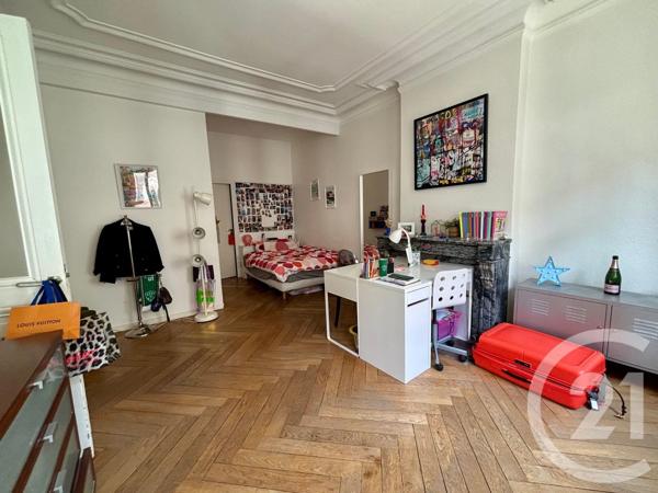 Appartement F6 à vendre  6 pièces - 215 m 2   ST ETIENNE  - 42