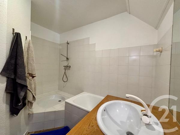 Appartement F6 à vendre  6 pièces - 215 m 2   ST ETIENNE  - 42