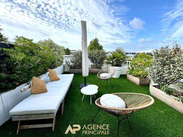 Appartement - T3 - 2 chambres - La Rochelle secteur Médiathèque (Ville en Bois) 498 750 € **  - Référence  JH735D4