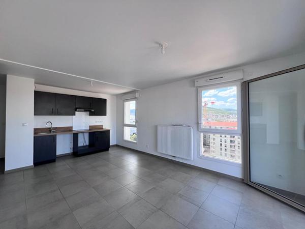 Appartement 3 pièces avec balcon