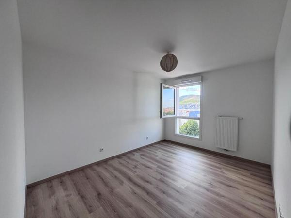 Appartement 3 pièces avec balcon