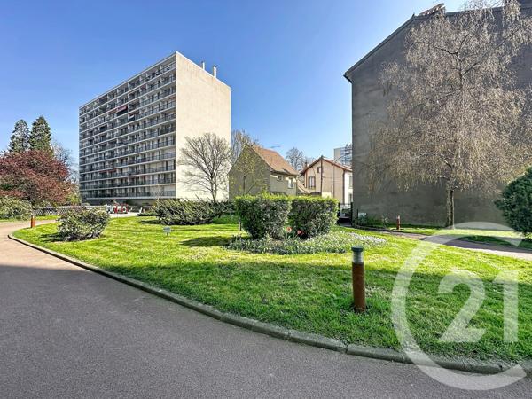 Appartement F4 à vendre  4 pièces - 86,90 m2 VILLEJUIF - 94