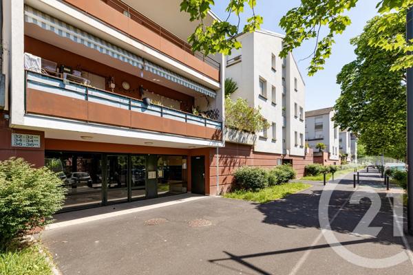 Appartement T3 à vendre  3 pièces - 74 m 2   GRENOBLE  - 38