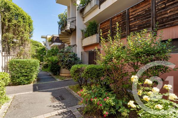 Appartement T3 à vendre  3 pièces - 74 m 2   GRENOBLE  - 38