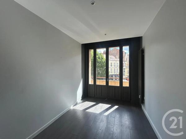 Appartement à vendre  3 pièces - 80 m 2   ST ETIENNE  - 42