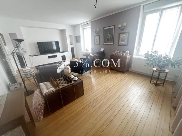 Maison 10 pièce(s) 4 chambre(s) 207 m²