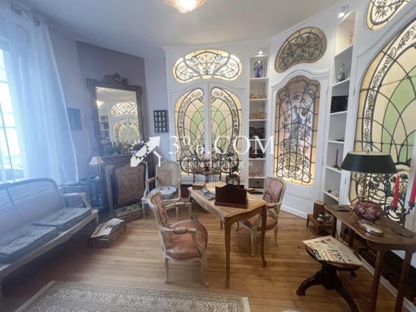 Maison 10 pièce(s) 4 chambre(s) 207 m²