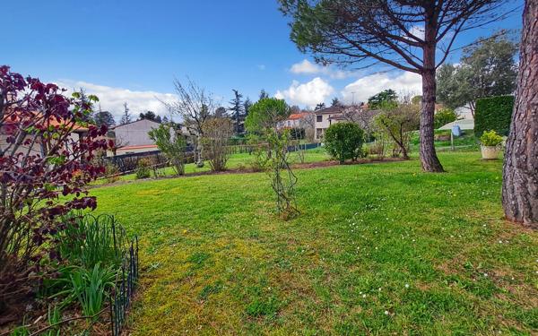 Maison à vendre    4 pièces • 90 m2 Foulayronnes