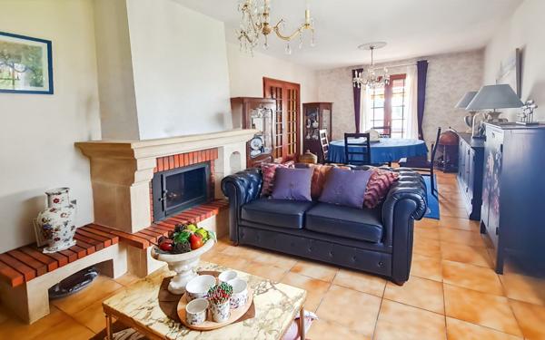 Maison à vendre    4 pièces • 90 m2 Foulayronnes