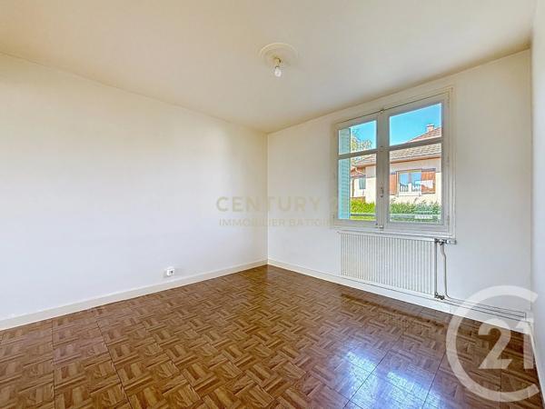 Appartement à vendre  3 pièces - 70 m 2   LA TOUR DU PIN  - 38