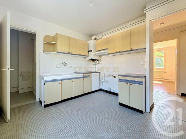 Appartement à vendre  3 pièces - 70 m 2   LA TOUR DU PIN  - 38