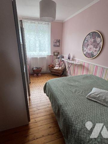 A vendre chez votre Notaire !!  Venez découvrir cette magnifique maison sur Dunkerque Rosendael...