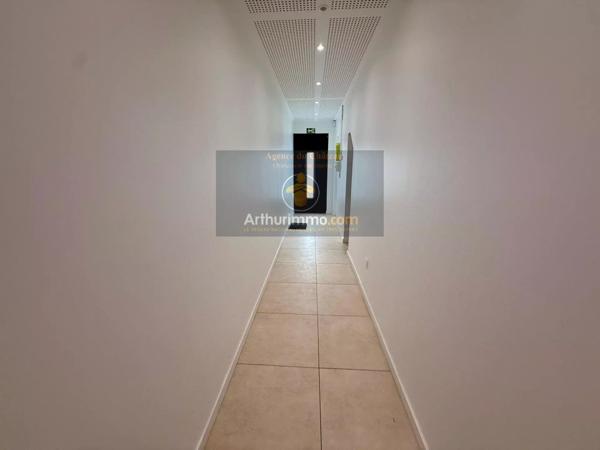 Location Local commercial 1 pièces 88 m2 à Pontault-Combault