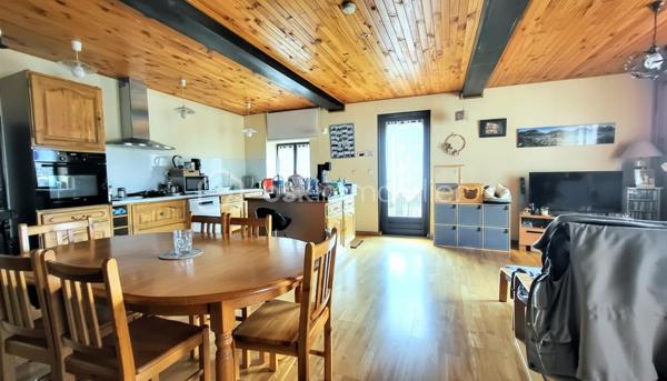 Maison traditionnelle de 317 m²