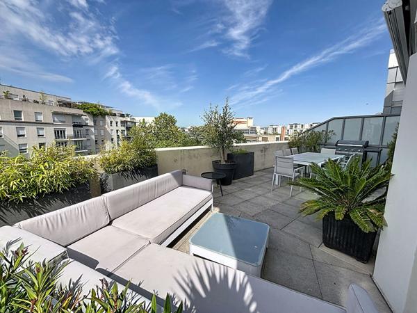 Appartement familial T5 de 125m², avec terrasse, garage , Lyon 8