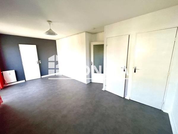 À vendre Studio 31.65 m² - Poitiers 86000