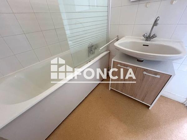 À vendre Studio 31.65 m² - Poitiers 86000