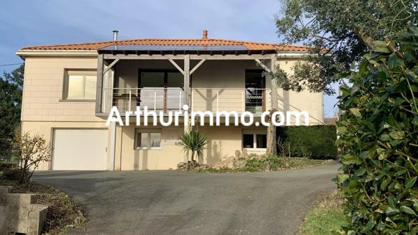 Vente Maison 8 pièces 157 m2 à Mauléon