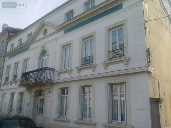 Appartement à louer à Orbec dans le Calvados (14290), ref : 14058-L365
