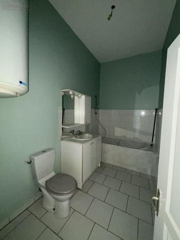Appartement à louer à Orbec dans le Calvados (14290), ref : 14058-L365