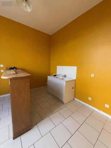 Appartement à louer à Orbec dans le Calvados (14290), ref : 14058-L365