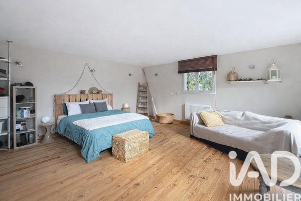 Maison à vendre 7 pièces 225 m² Bourg-Achard