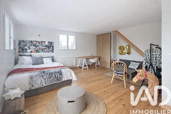 Maison à vendre 7 pièces 225 m² Bourg-Achard