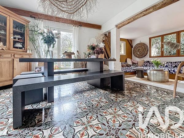 Maison à vendre 7 pièces 225 m² Bourg-Achard