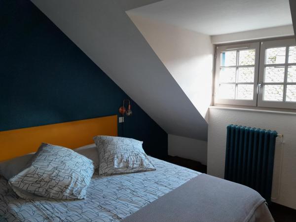 IMMEUBLE DE 3 APPARTEMENTS  ENTIERMENT REHABILITE EN 2014