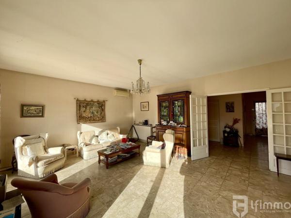 Maison avec garage et piscine secteur La Terrasse