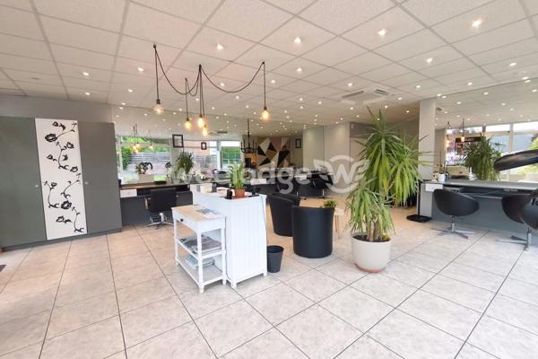 Local commercial à vendre de 72 m² à Triel-sur-Seine