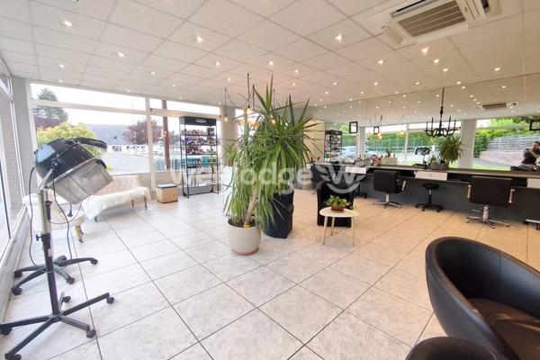 Local commercial à vendre de 72 m² à Triel-sur-Seine