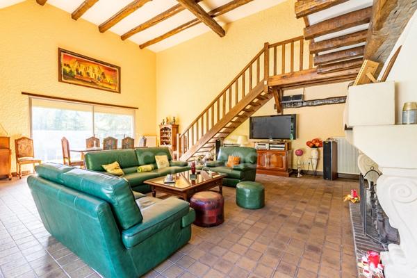 Maison à vendre 10 pièces CHEZY SUR MARNE (02)