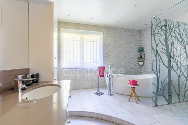 Maison à vendre 10 pièces CHEZY SUR MARNE (02)