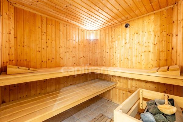 Maison à vendre 10 pièces CHEZY SUR MARNE (02)