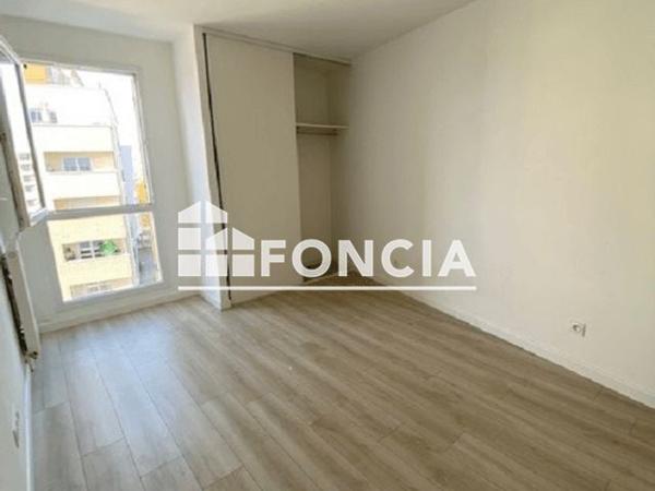 Location Appartement 2 pièces 41.65 m² - RUE DES AUBEVOYES Cergy 95000