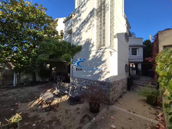 LA ROCHELLE LA GENETTE MAISON STYLE ART DECO 150 M²  La rochelle