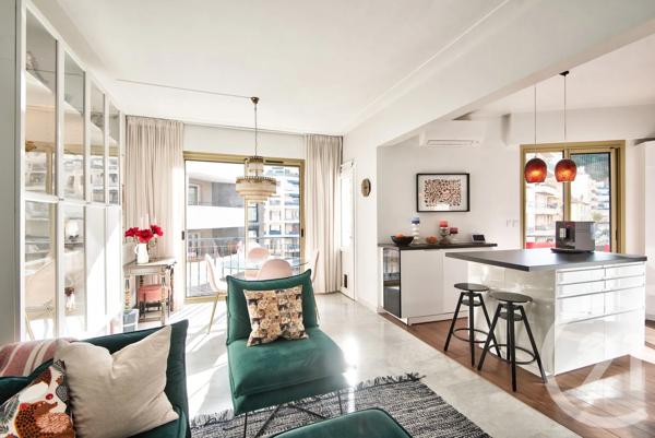 Appartement F2 à vendre  2 pièces - 50,55 m 2   NICE  - 06