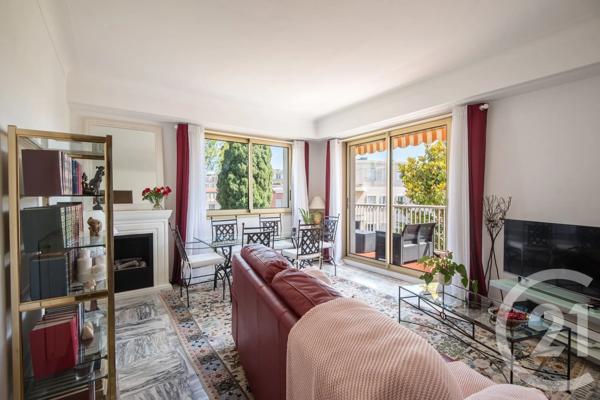 Appartement F2 à vendre  2 pièces - 50,55 m 2   NICE  - 06