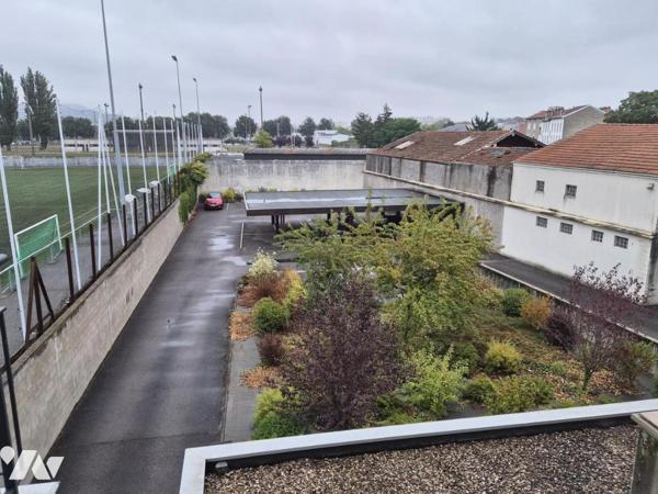APPARTEMENT T3 ( 2 chambres) AVEC TERRASSE ET 2 PARKINGS
