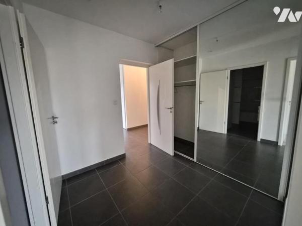 APPARTEMENT T3 ( 2 chambres) AVEC TERRASSE ET 2 PARKINGS