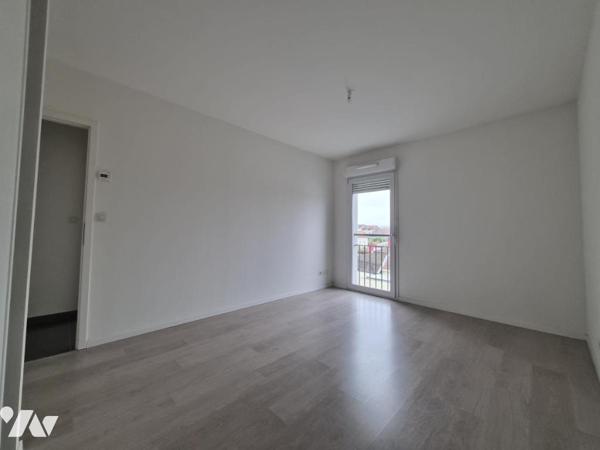 APPARTEMENT T3 ( 2 chambres) AVEC TERRASSE ET 2 PARKINGS