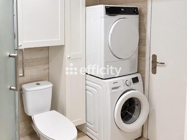 Maison
         4 pièces
        - 100 m² Exclusivité 550 000 €*