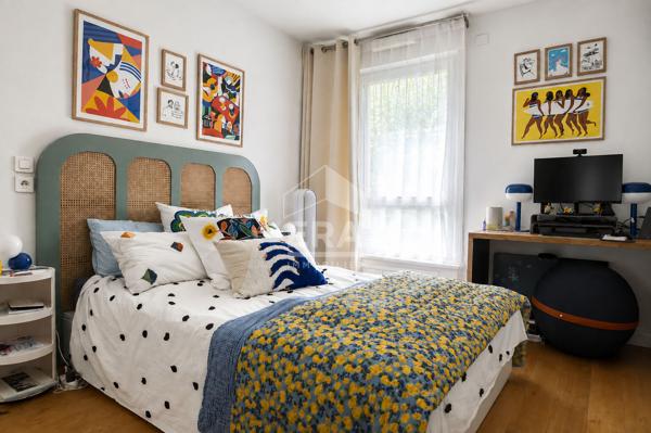 2 pièces 47 m²-LUMINEUX-LOGGIA-PARKING