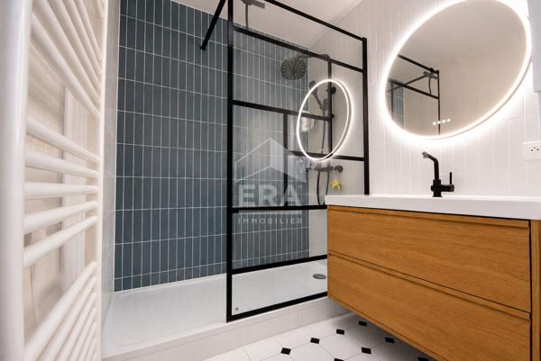 2 pièces 47 m²-LUMINEUX-LOGGIA-PARKING