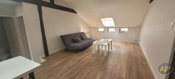 Appartement à louer Nantes : 3 pièces, 48m² avec 2 chambre(s) à 887€ - AJP Immobilier Nantes Est
